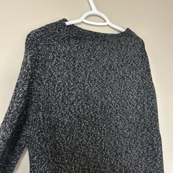 Roots Black & White Knit Pullover Sweater - Picture 2 of 5